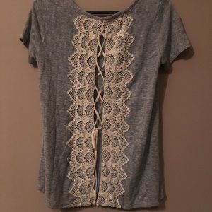 Short sleeve knit top